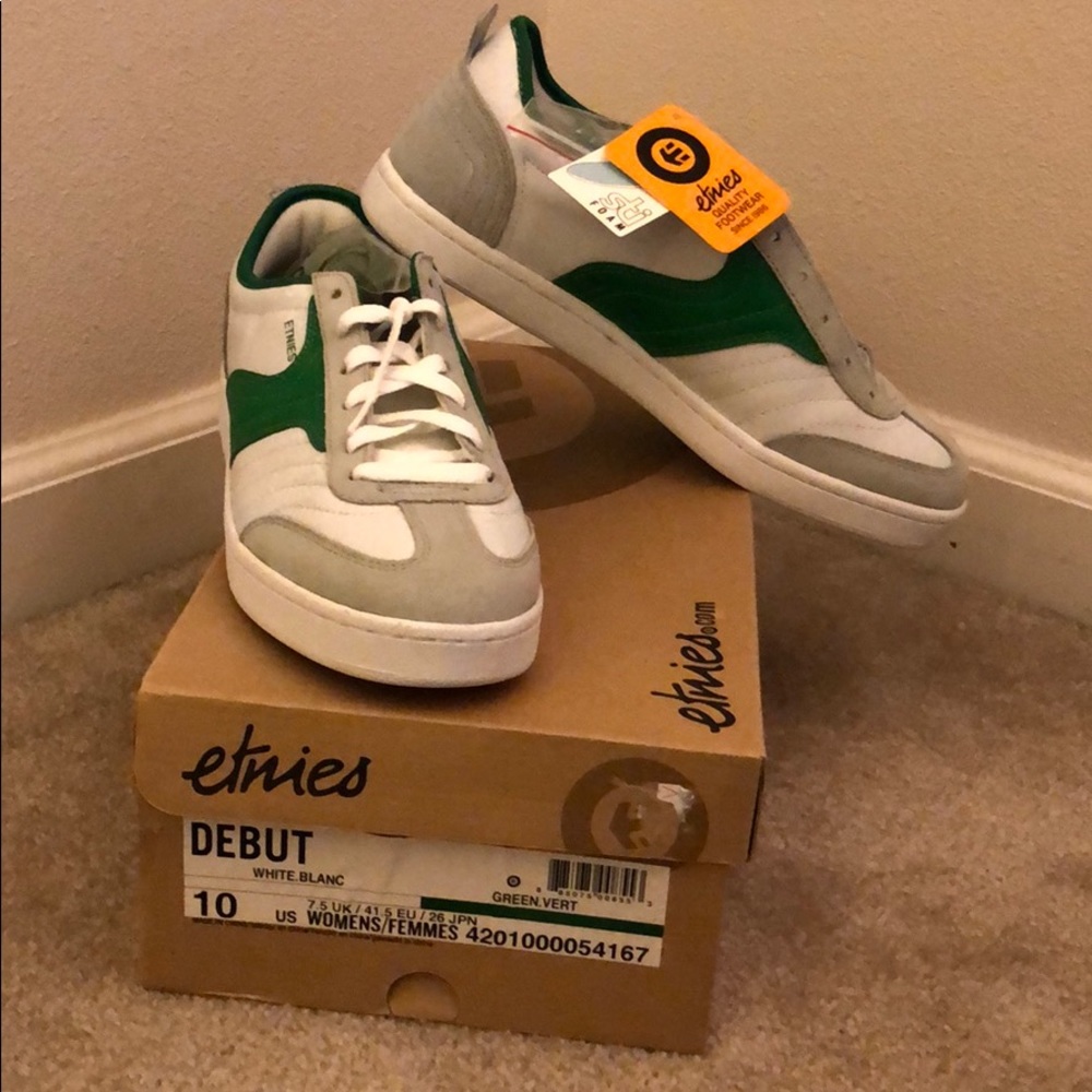 Etnies Debut Women’s Sneakers Size 10